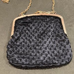 Beautiful beaded vintage Walborg Evening bag made in Hong Kong.